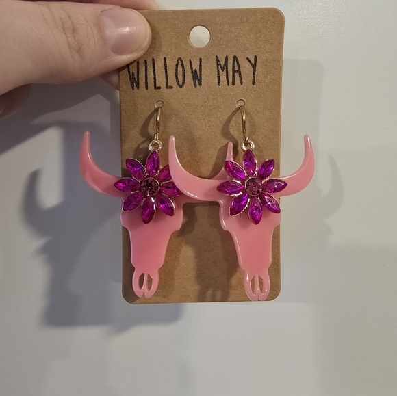 Willow May Pink Acrylic Steer Bull Cow Earrings - Picture 1 of 1